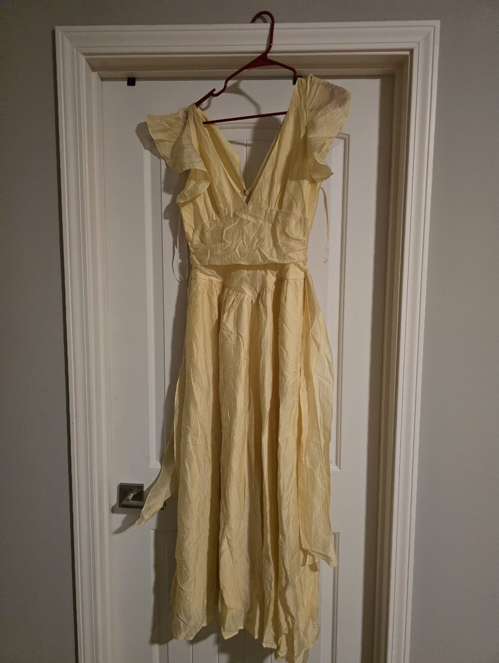 NWT Selfie Leslie Elsewhere Waist Bows Yellow V-Neck Flutter Sleeve Maxi Dress S - Picture 5 of 6